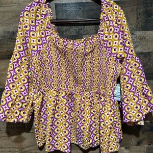 Terra Sky 1X NWT Bell Smocked Top Womens